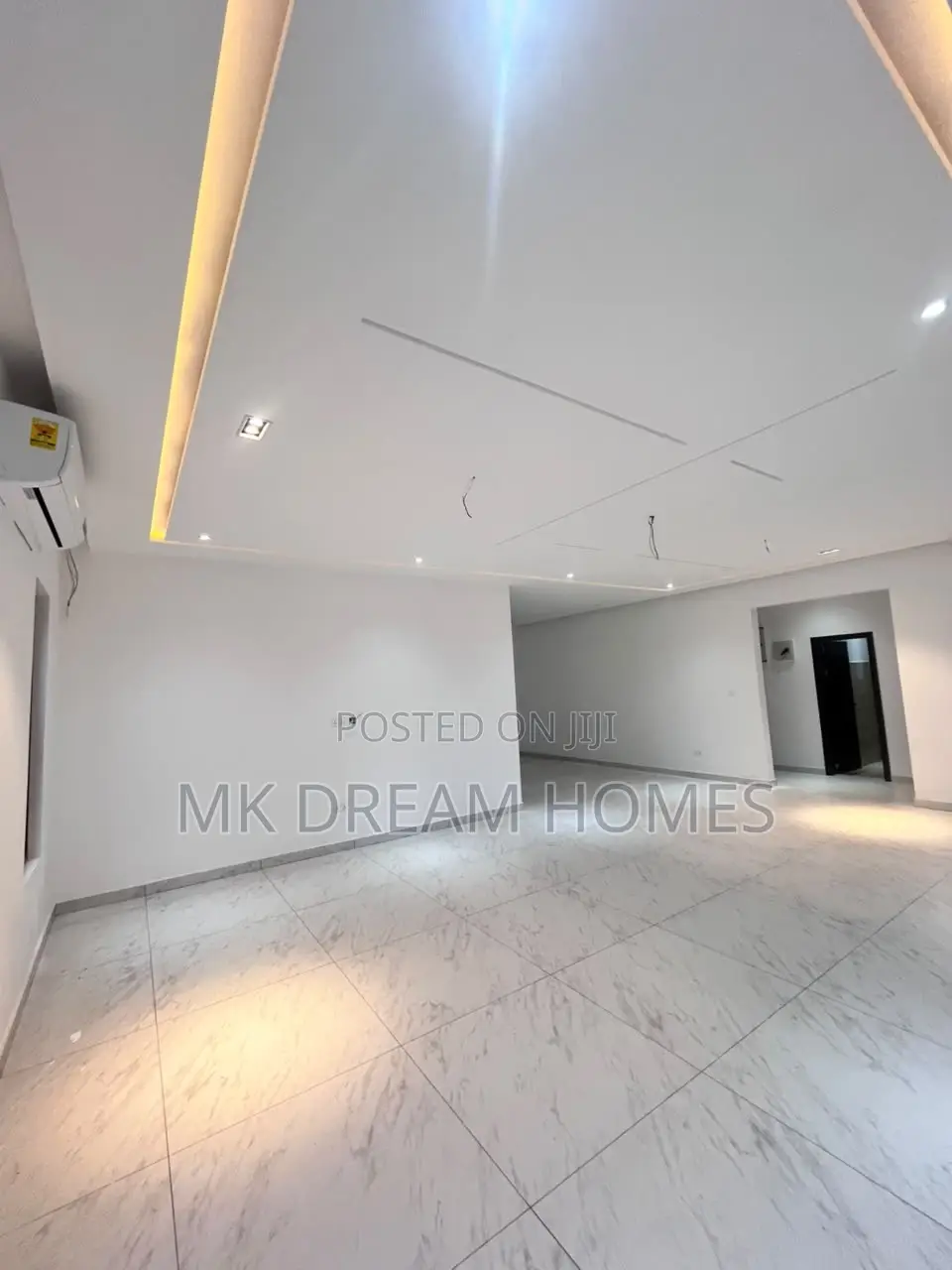 3bdrm House in Lake Side Estate for sale