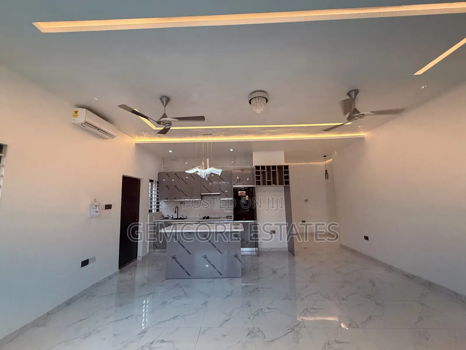3bdrm House in Adenta, New Legon for sale