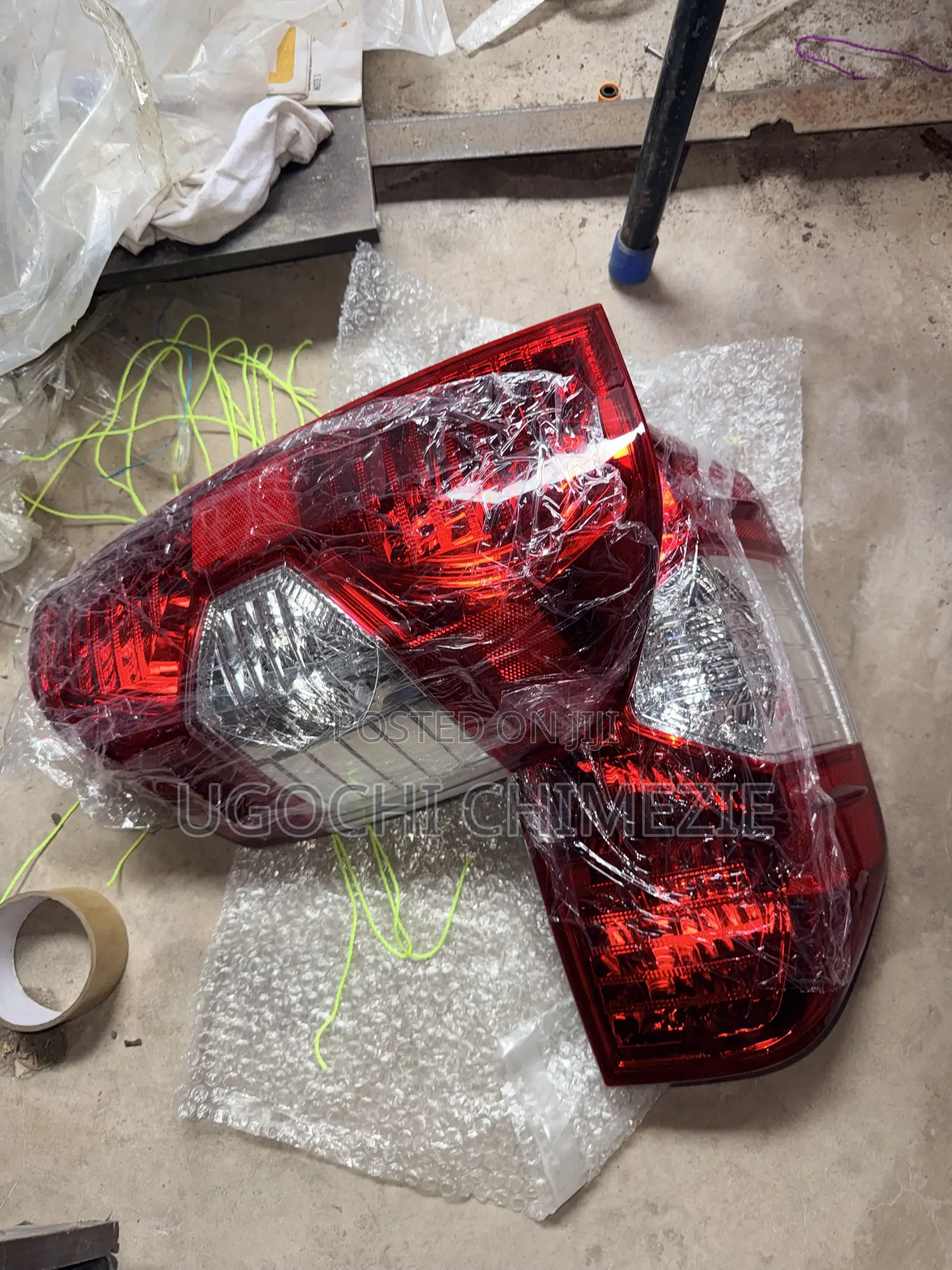 Toyota Tundra 2014/2015/2016/2017/2018/2019/2020/2021 TAIL LIGHT