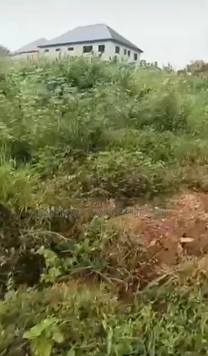 2plots by Roadside Ejisu -Onwe