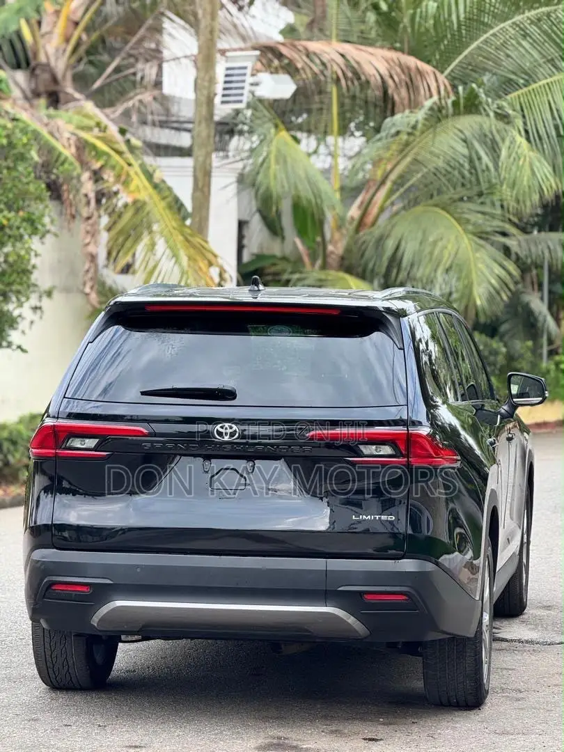 New Toyota Highlander Limited AWD 2024 Black