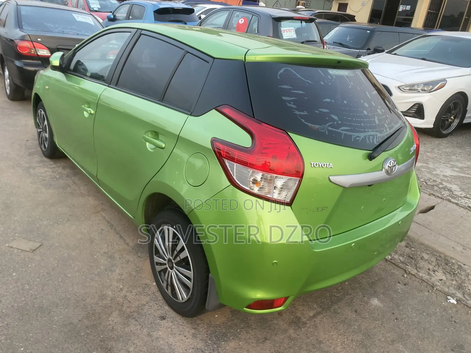 Toyota Yaris 2015 Green