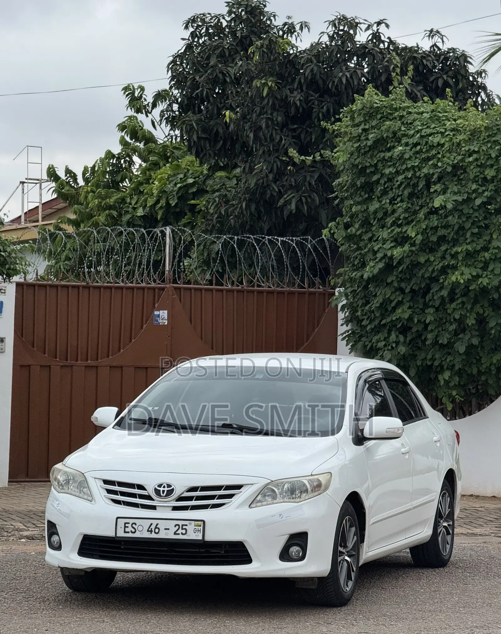 Toyota Corolla Altis 2012 White