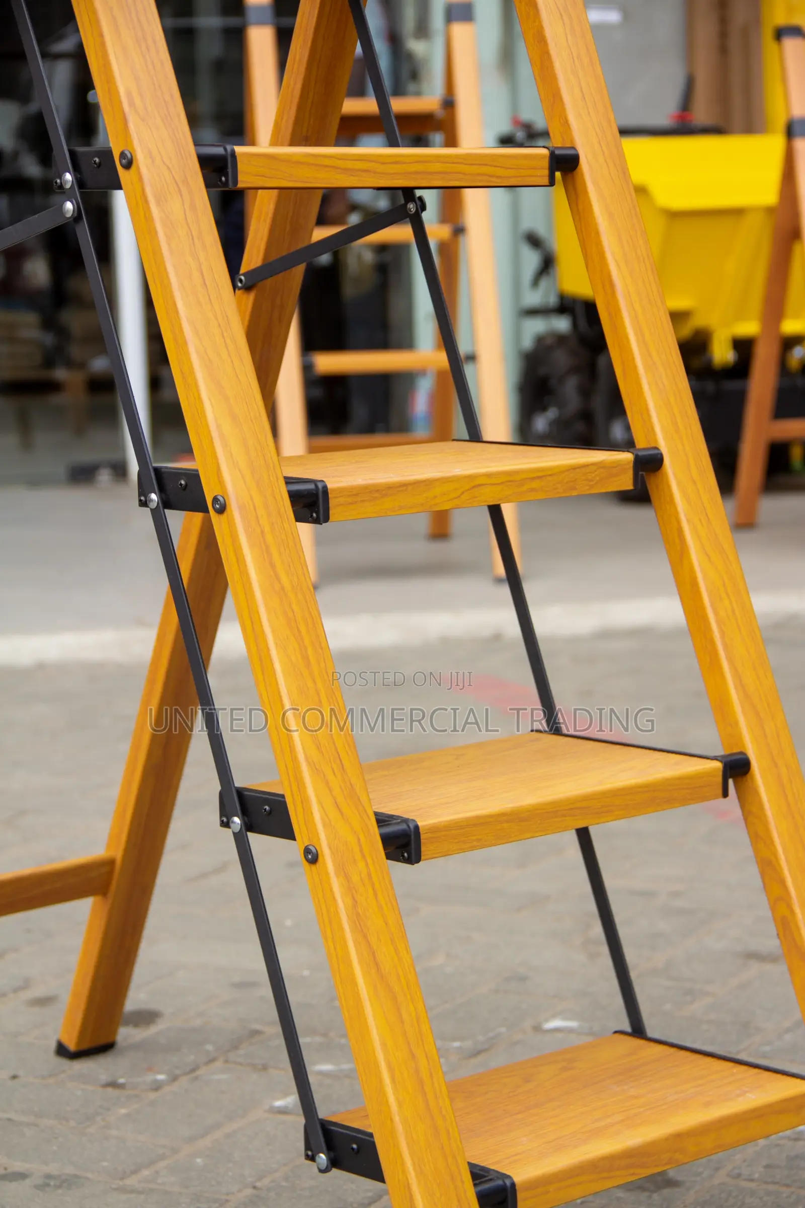 LADDER JA (4 Step)