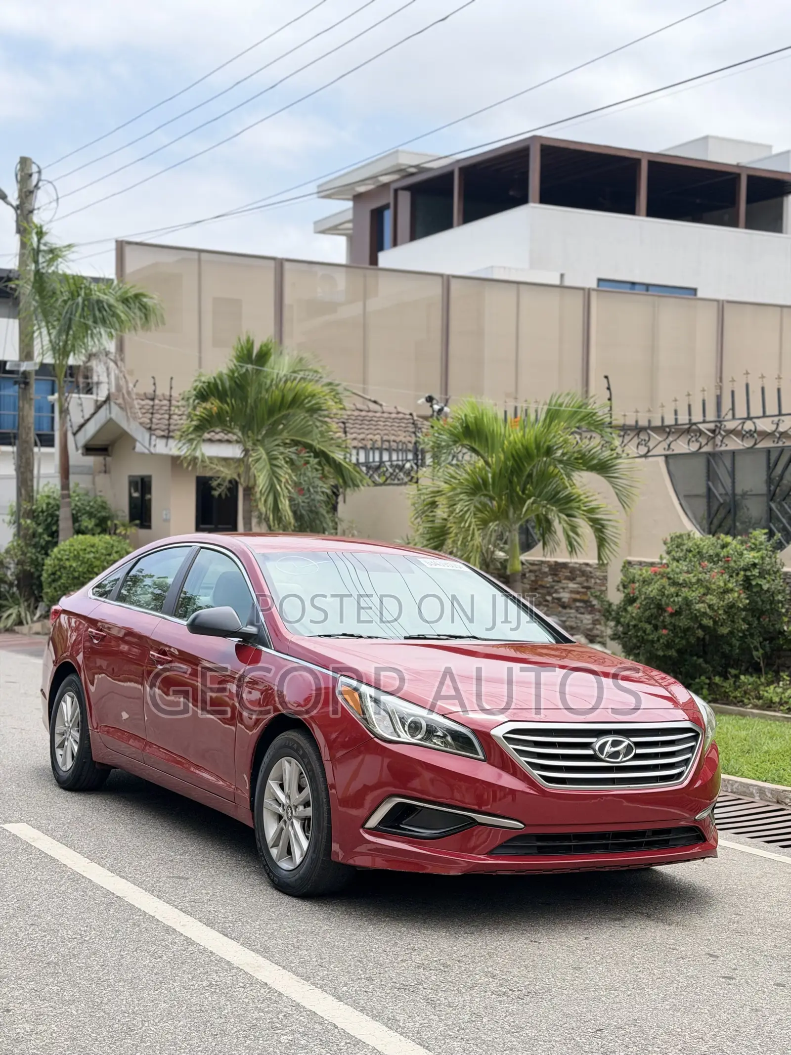 Hyundai Sonata Base Sedan FWD (2.4L 4cyl 6A) 2016 Red