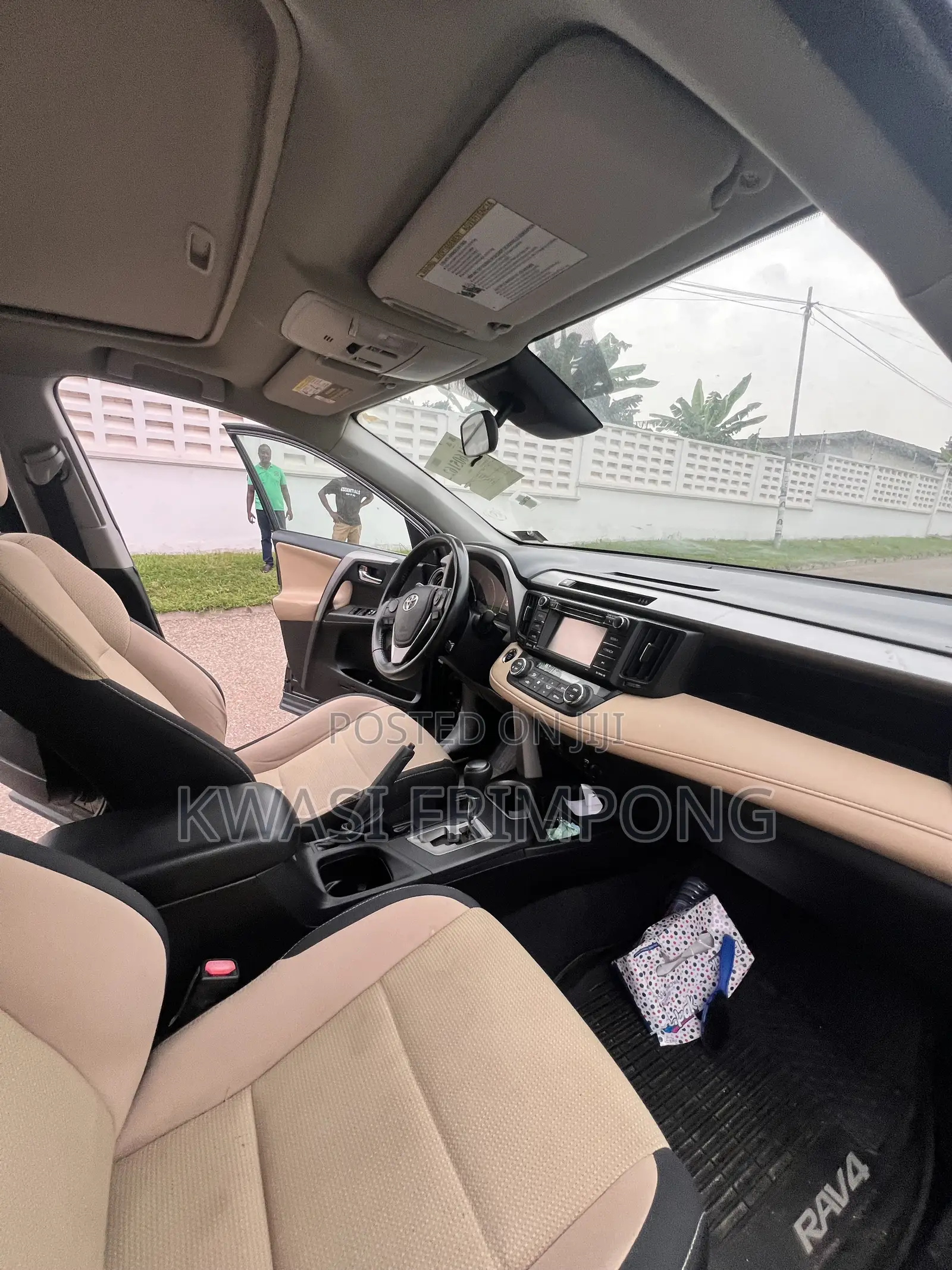 Toyota RAV4 XLE 4dr SUV AWD (2.5L 4cyl 6A) 2018 Black