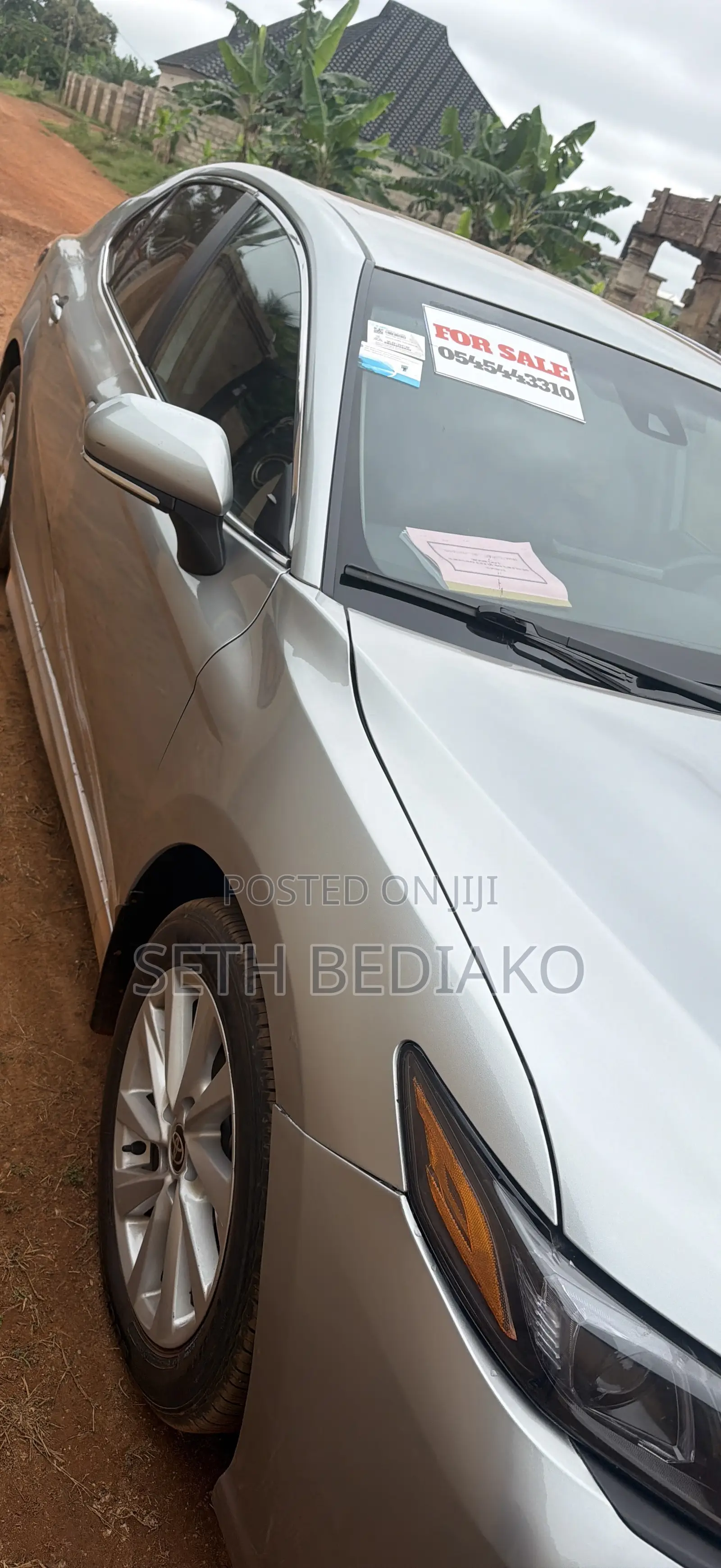 Toyota Camry SE 2021 Gray