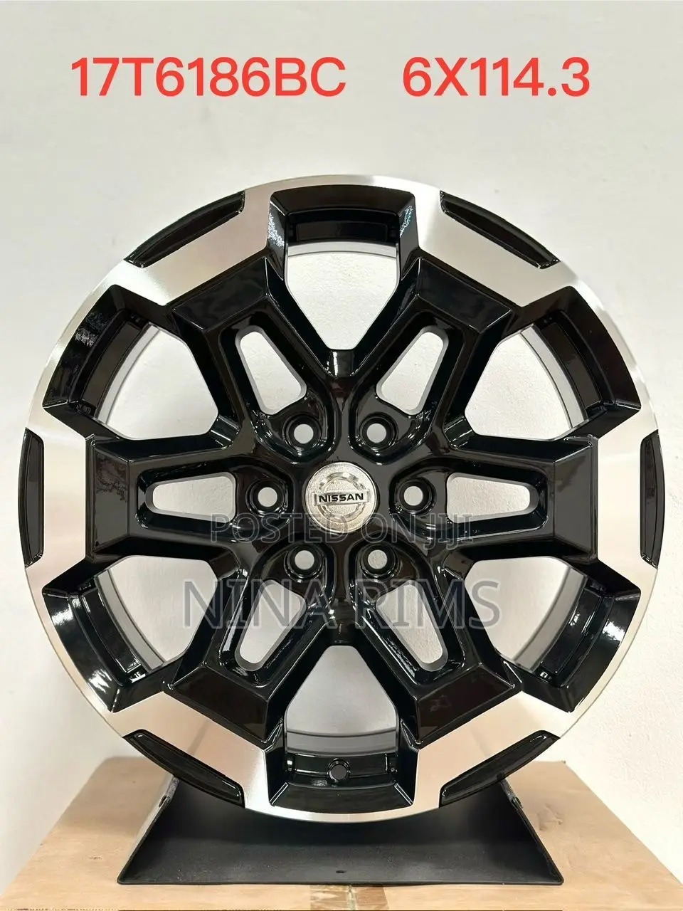 Original Nissan Navara Rims Av