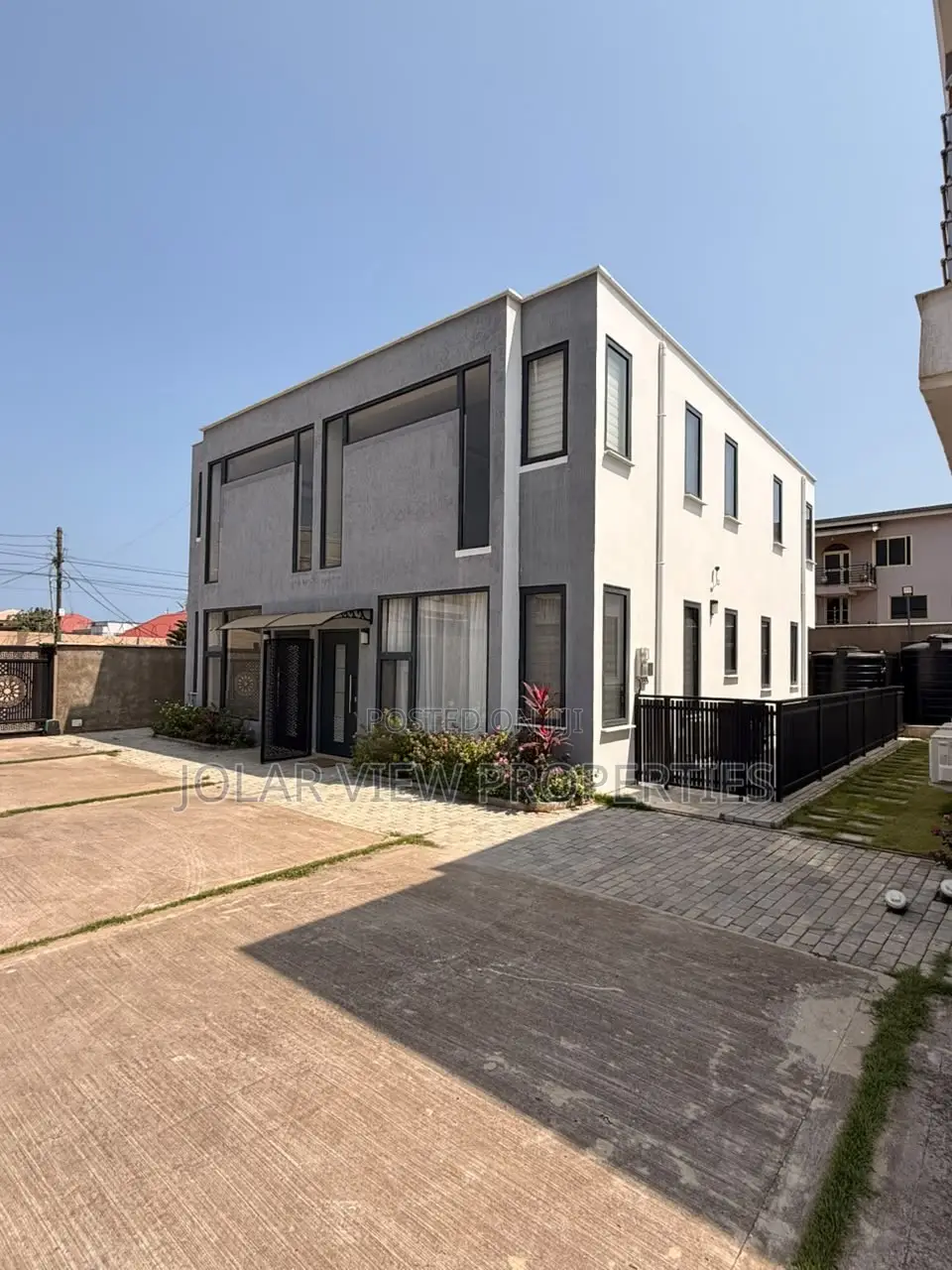 3bdrm Townhouse / Terrace in Jolar View, Tseaddo for rent