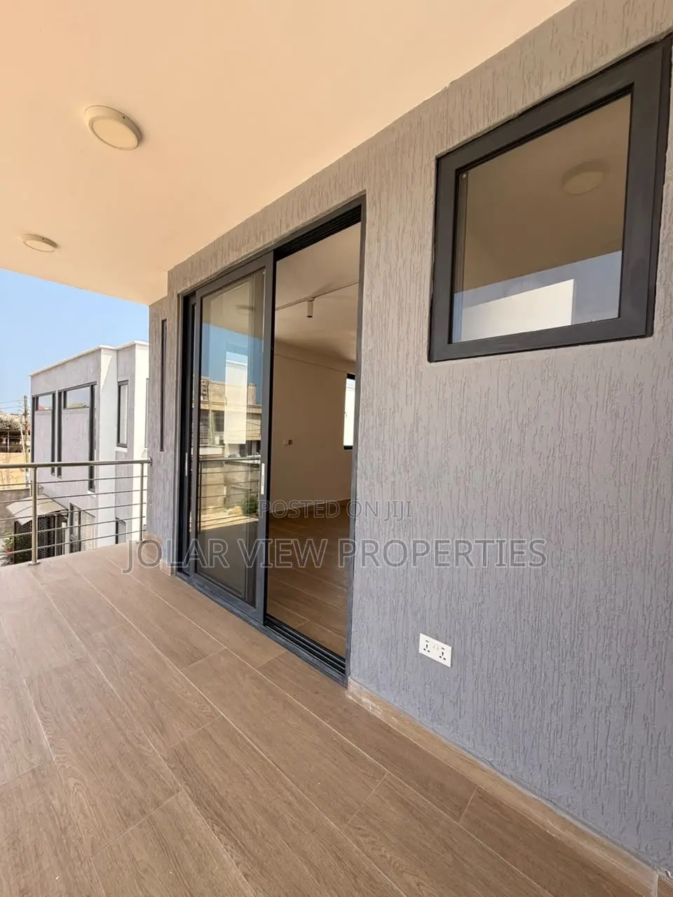 3bdrm Townhouse / Terrace in Jolar View, Tseaddo for rent