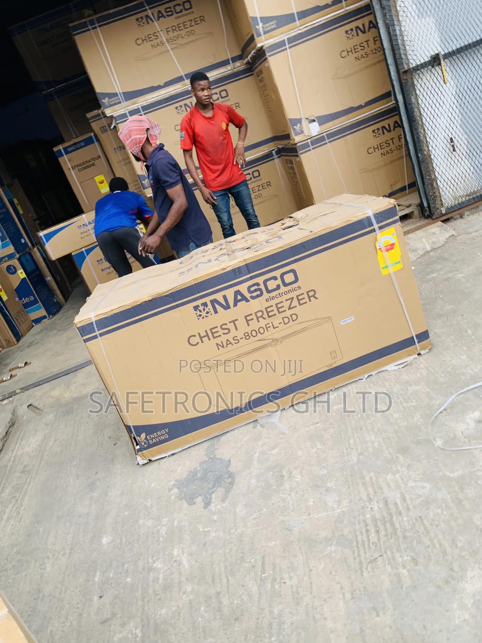 Secure Nasco 545 LTRS Double Door Chest Freezer – Gold (NAS-800FL-DD)