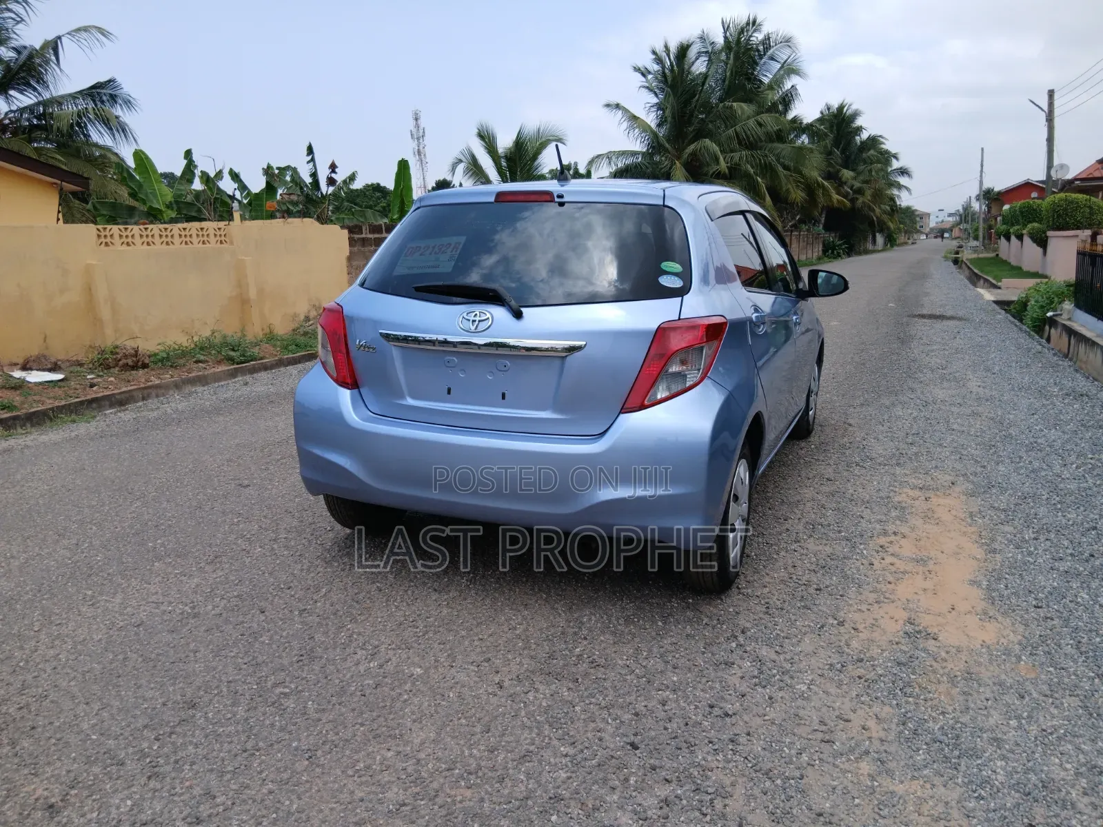 Toyota Vitz 2012 Blue