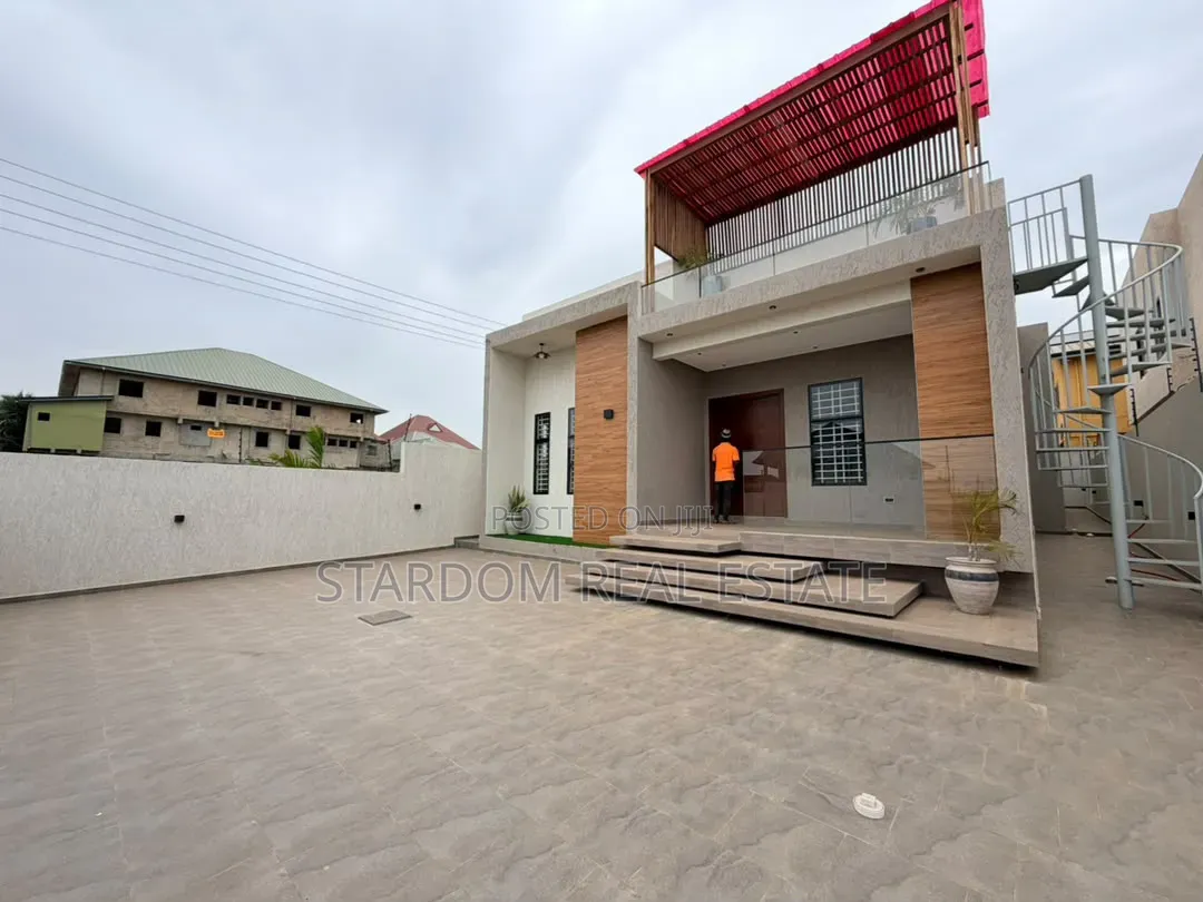 3bdrm Bungalow in East Legon Hills, Boundary Road Area for sale