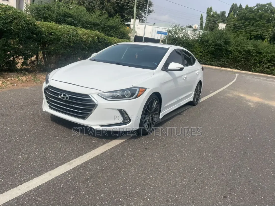 Hyundai Elantra 2018 White
