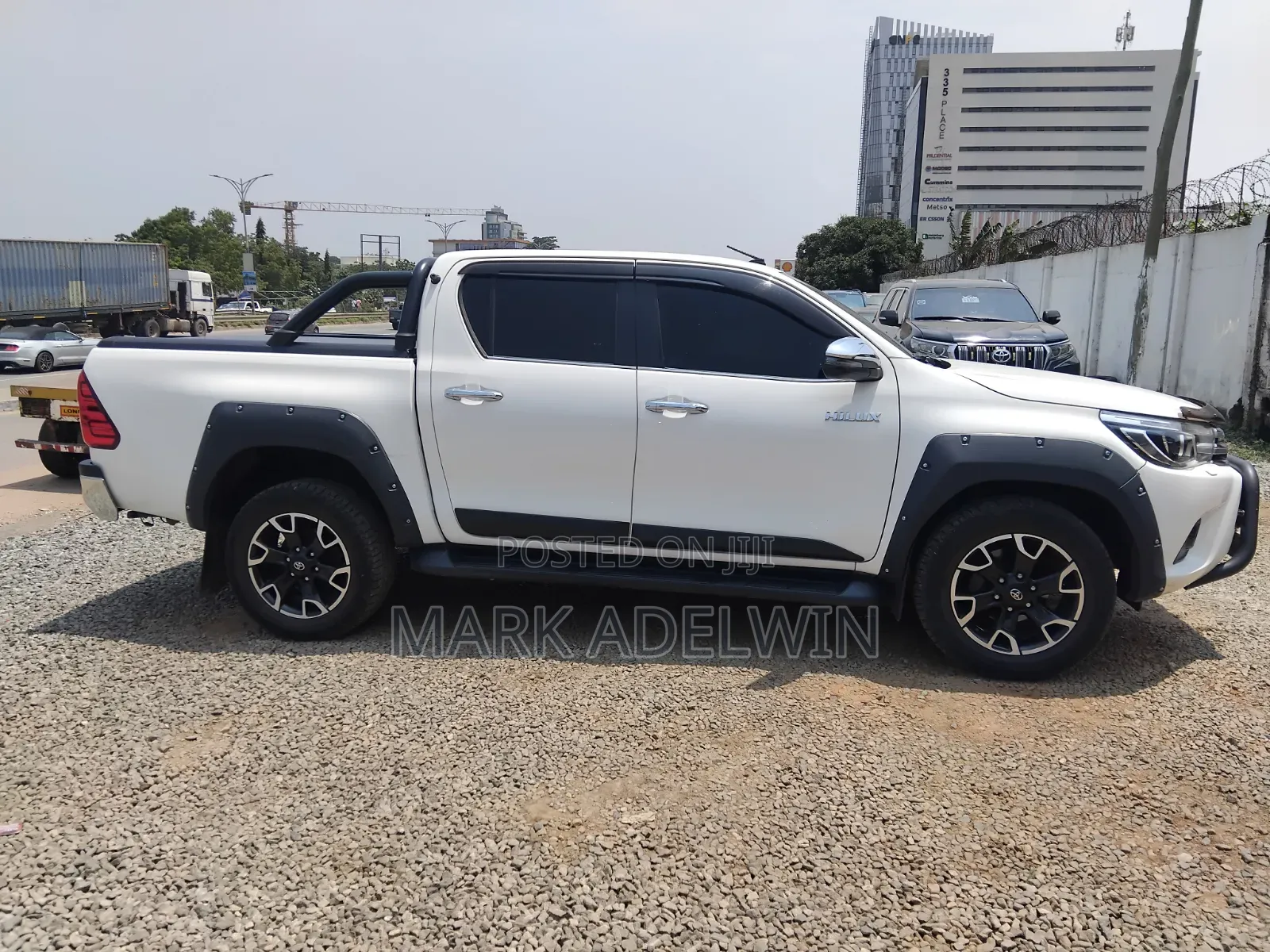 Toyota Hilux 2019 White