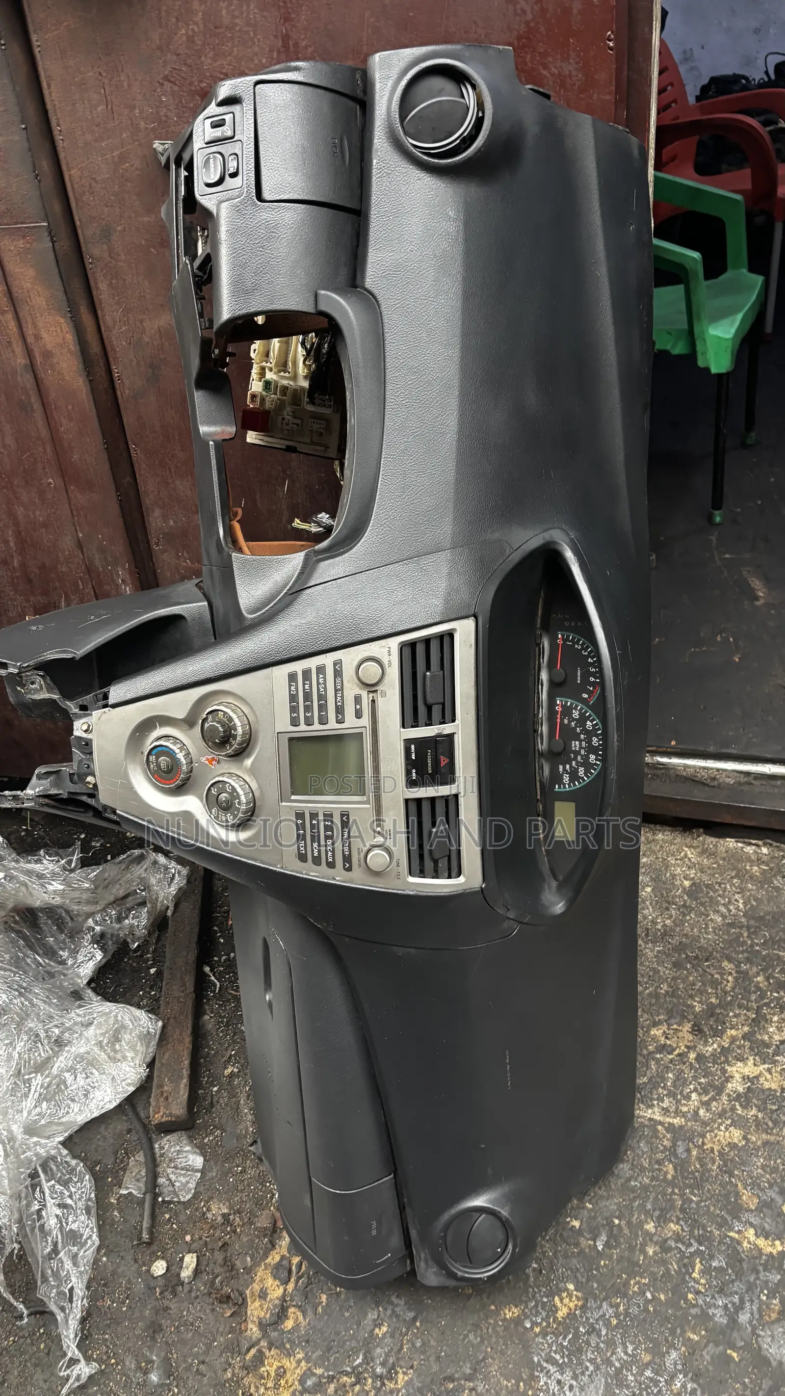 Toyota Yaris Belta 2010 Dash Board Complete Left