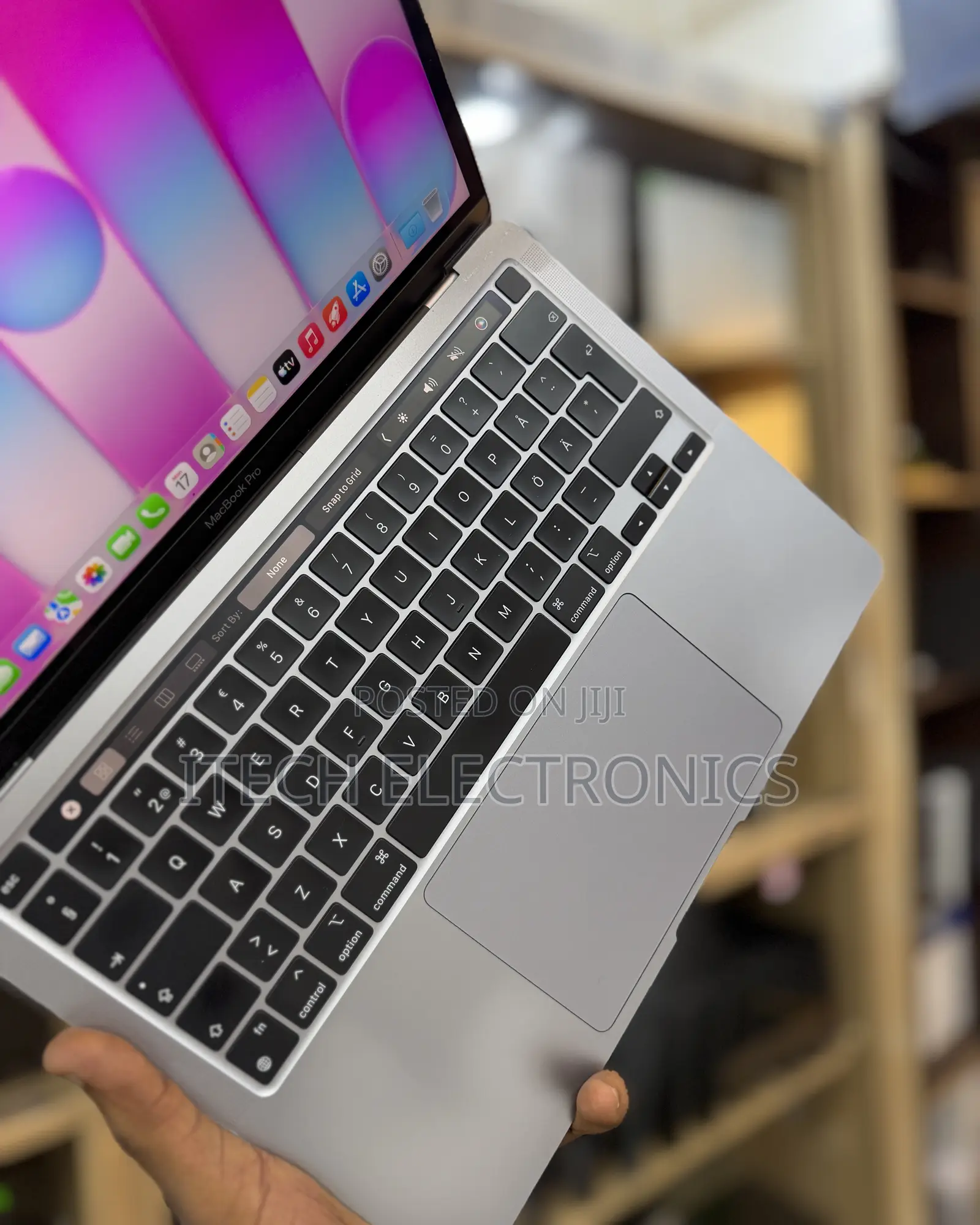 Laptop Apple MacBook Pro 2020 M1 16GB Apple M1 SSD 256GB