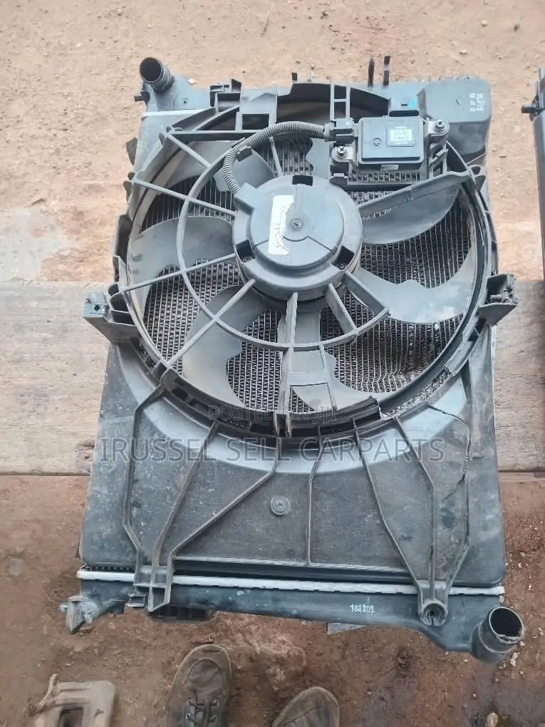 Toyota Voxy Radiator 2008 2009 2010 2012