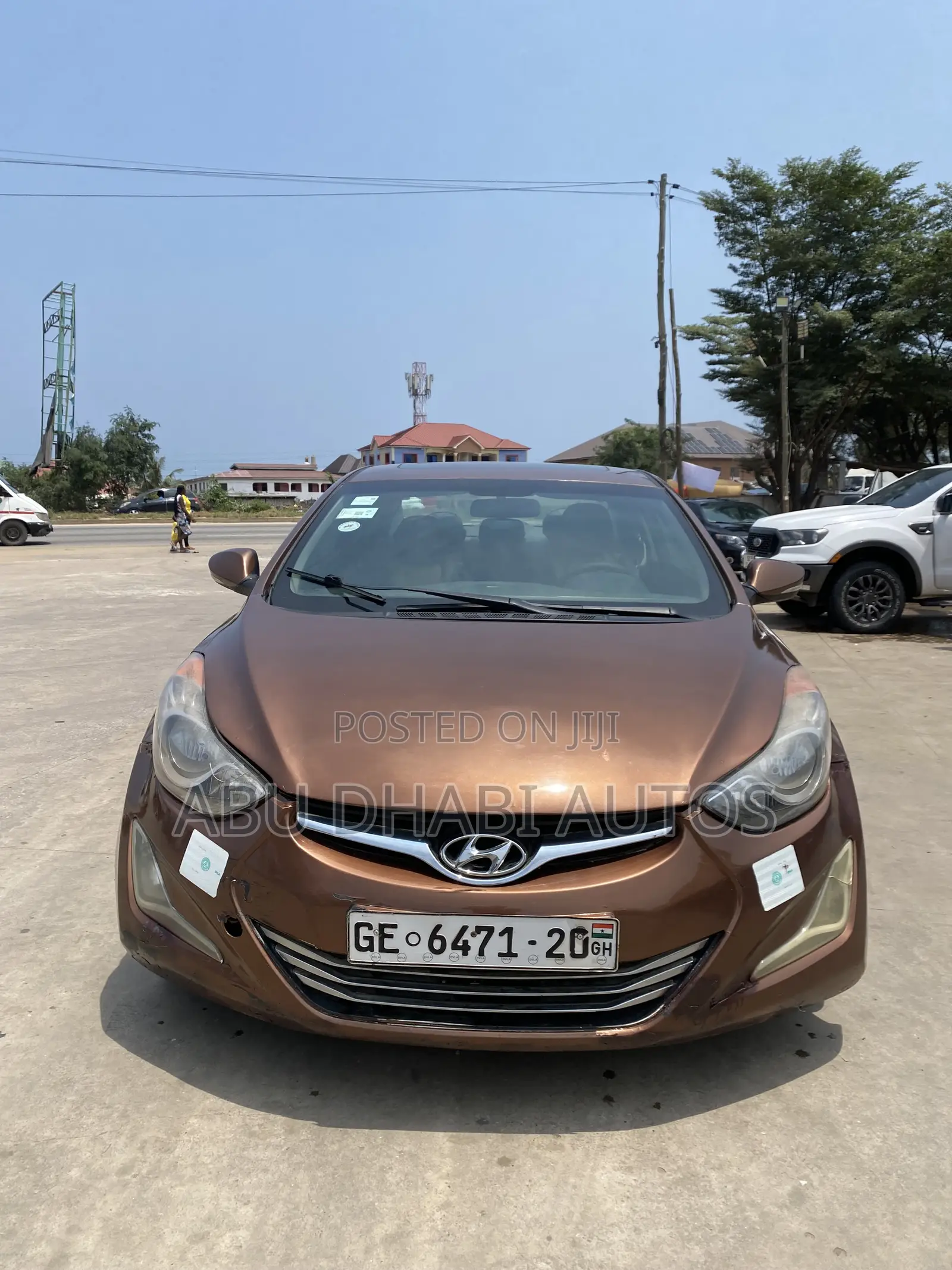 Hyundai Elantra SE Coupe FWD (1.8L 4cyl 6A) 2013 Brown