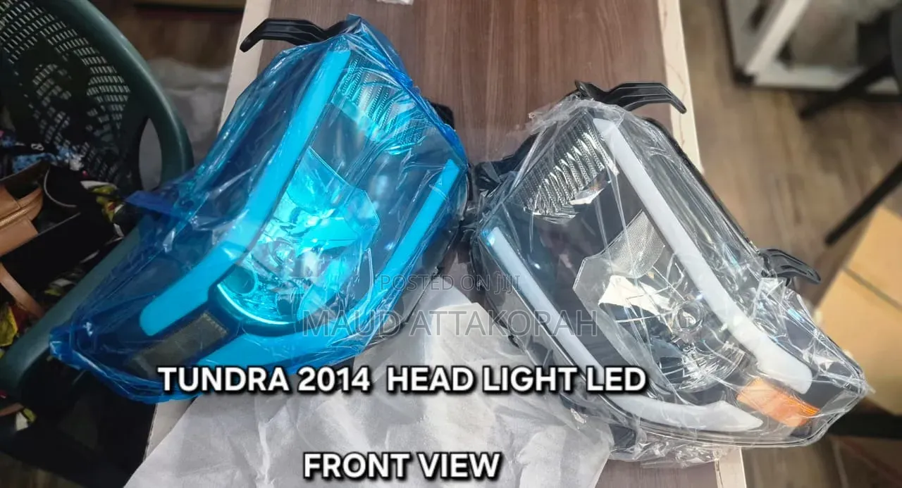 Tundra 2014 Headlight