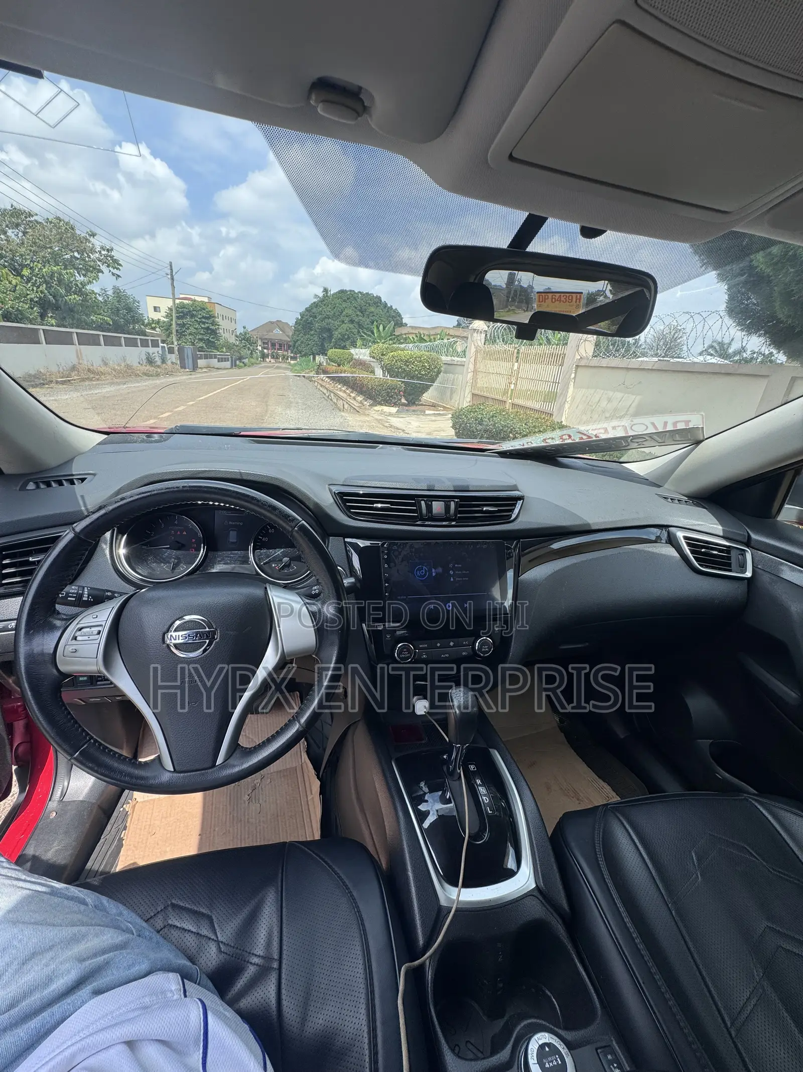 Nissan X-Trail 2.0 Petrol AWD 2014 Red