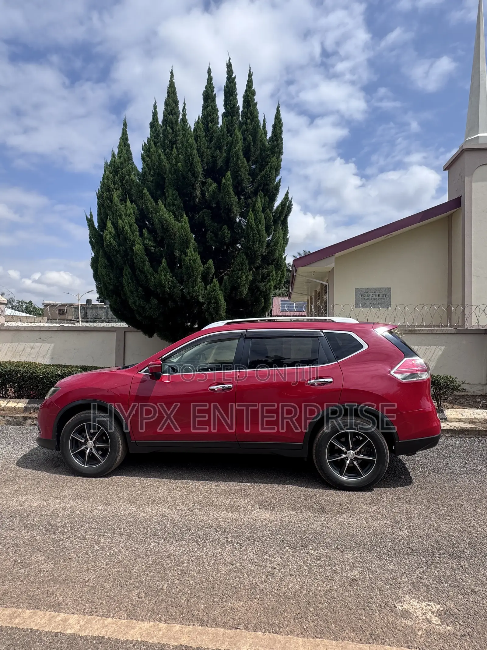 Nissan X-Trail 2.0 Petrol AWD 2014 Red