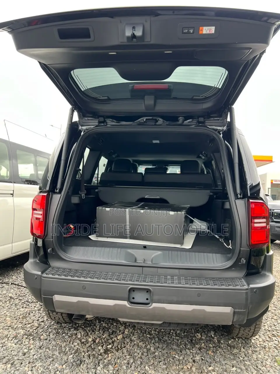 New Toyota Land Cruiser Prado 2.4 Petrol 2025 Black