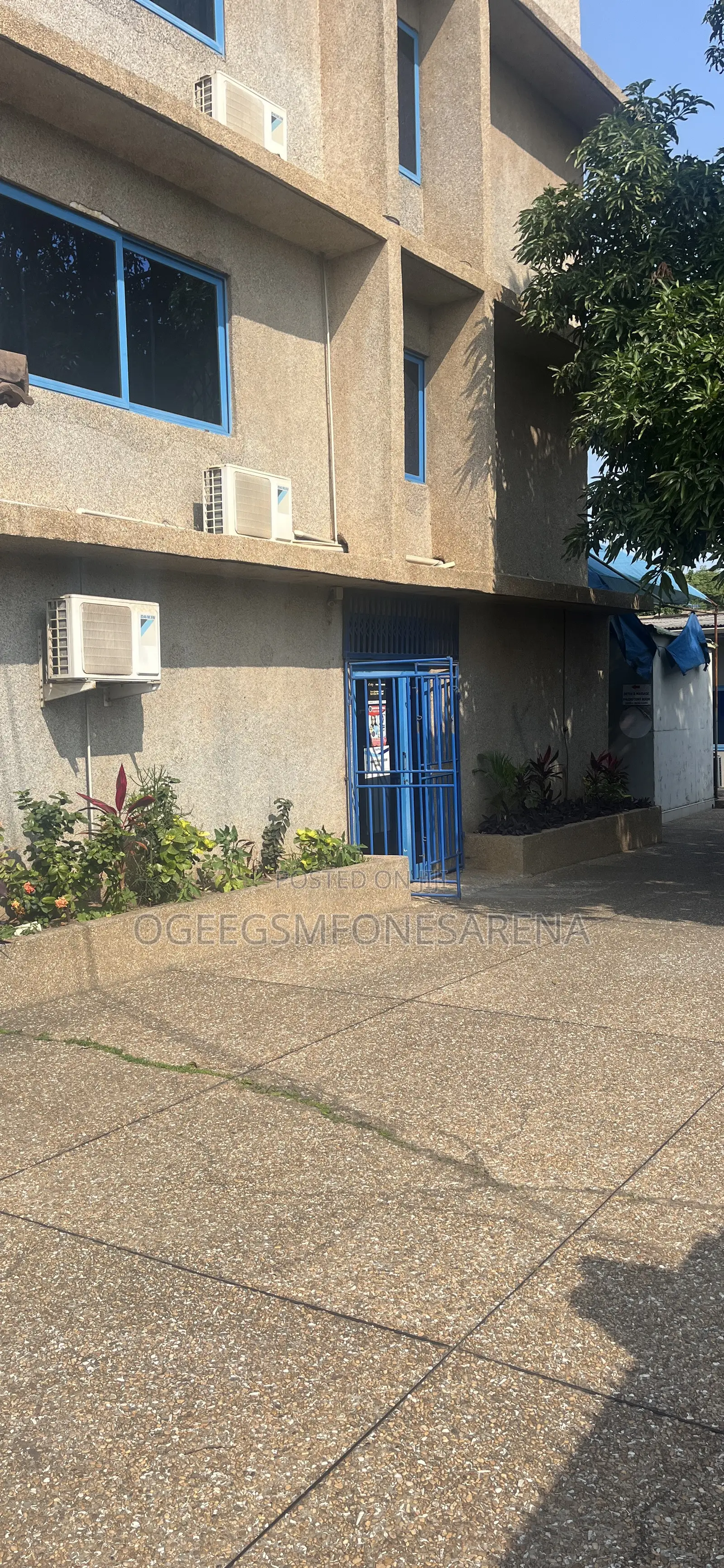 Prime Commercial Suitable for Hospital, Office Space Etc