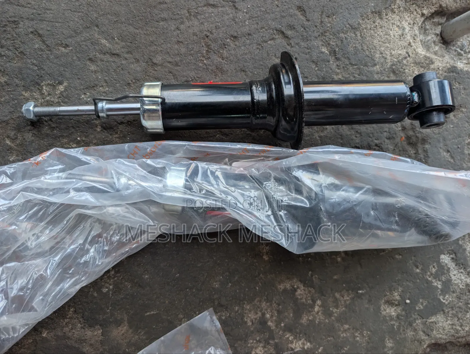 Mitsubishi Outlander Back Shock 2019,2020,2023,2024,2025