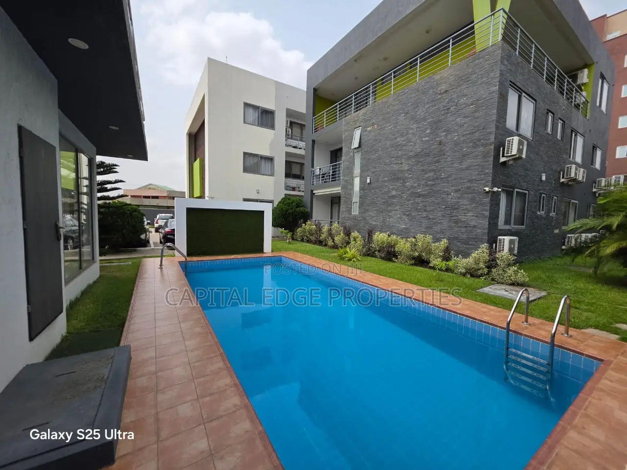 Furnished 3bdrm Apartment in Airport Residential Area for rent