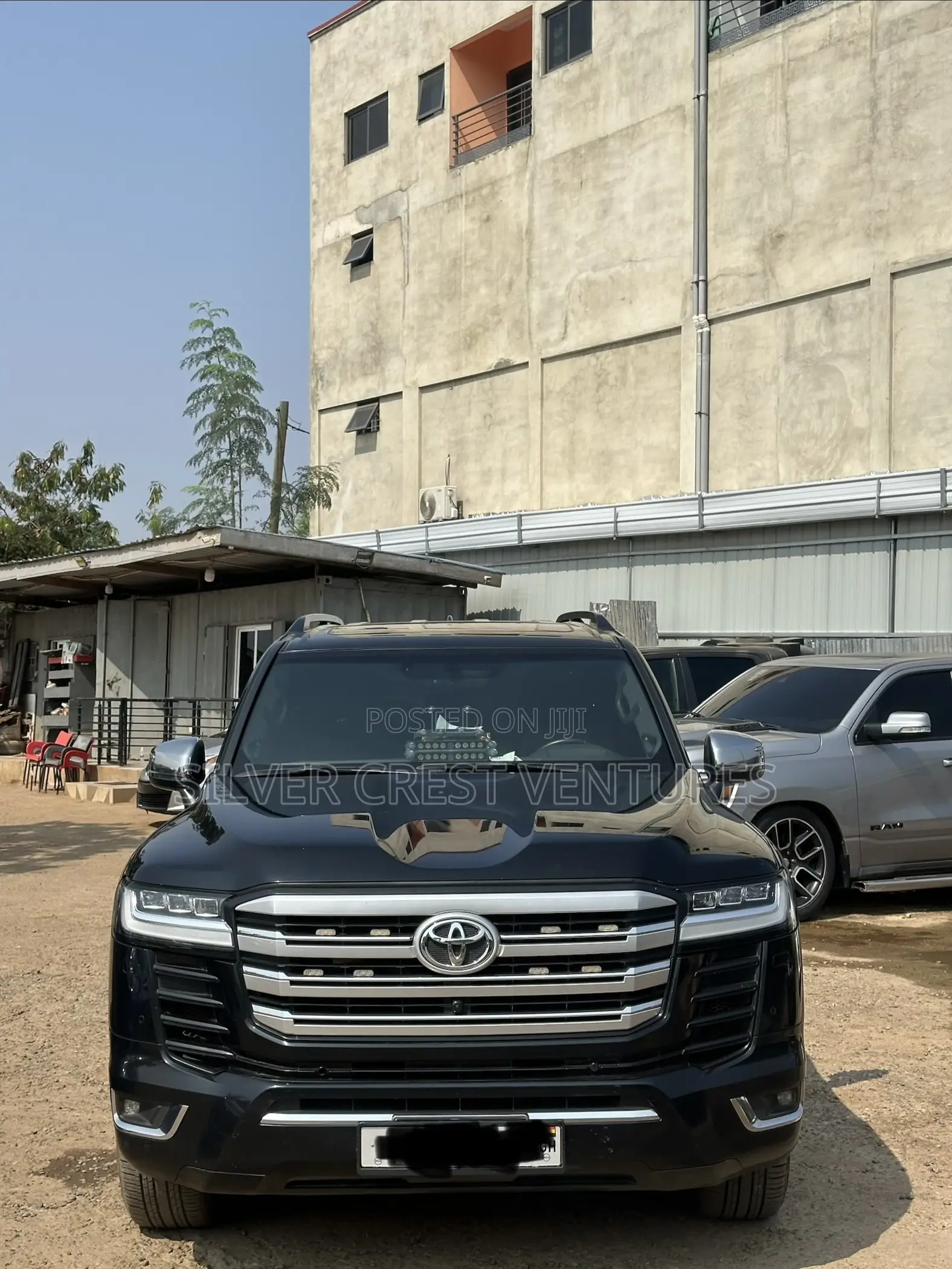 Toyota Land Cruiser LC300 2025 Black