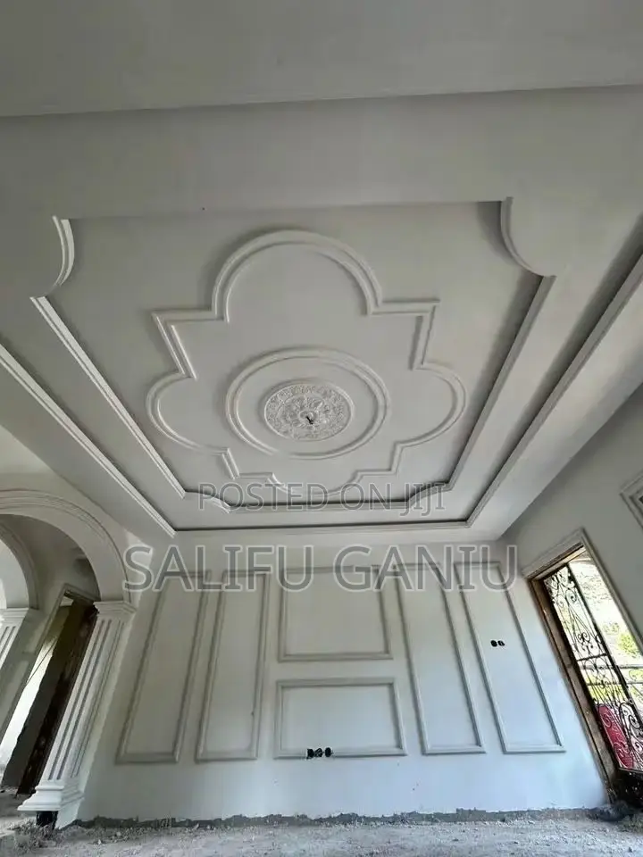 Ceiling Centre