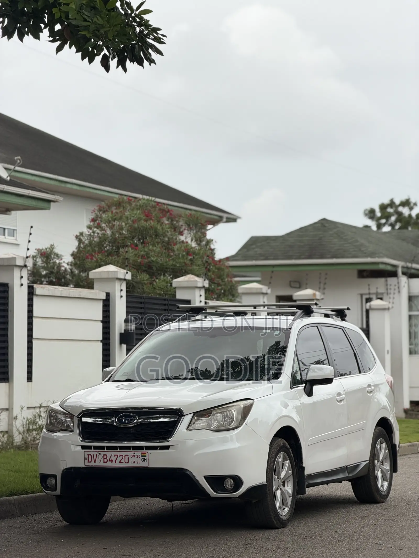 Subaru Forester 2.5i Premium PZEV 4dr SUV AWD (2.5L 4cyl 6M) 2014 White