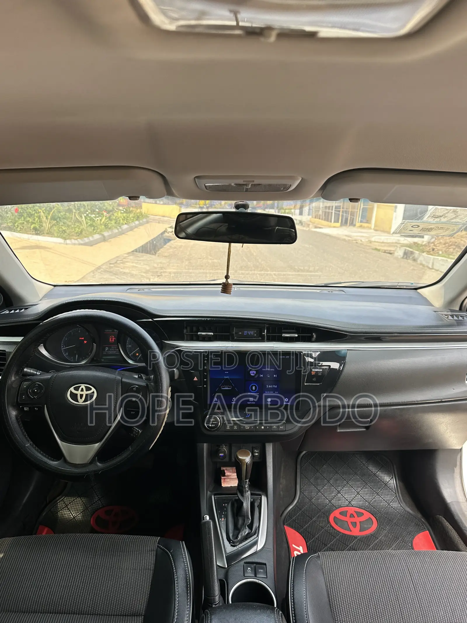 Toyota Corolla S 4dr Sedan (1.8L 4cyl CVT) 2016 White