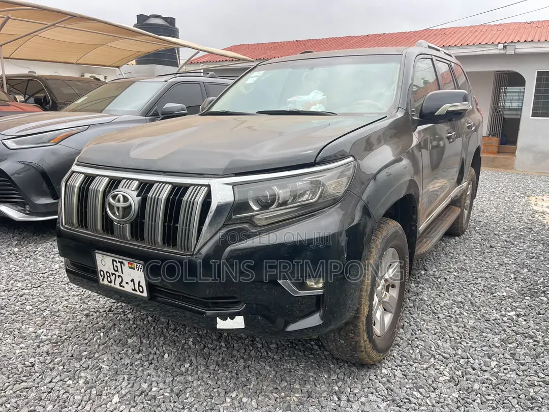 Toyota Land Cruiser 2016 Black