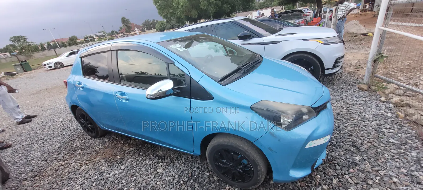 Toyota Vitz 2012 Blue