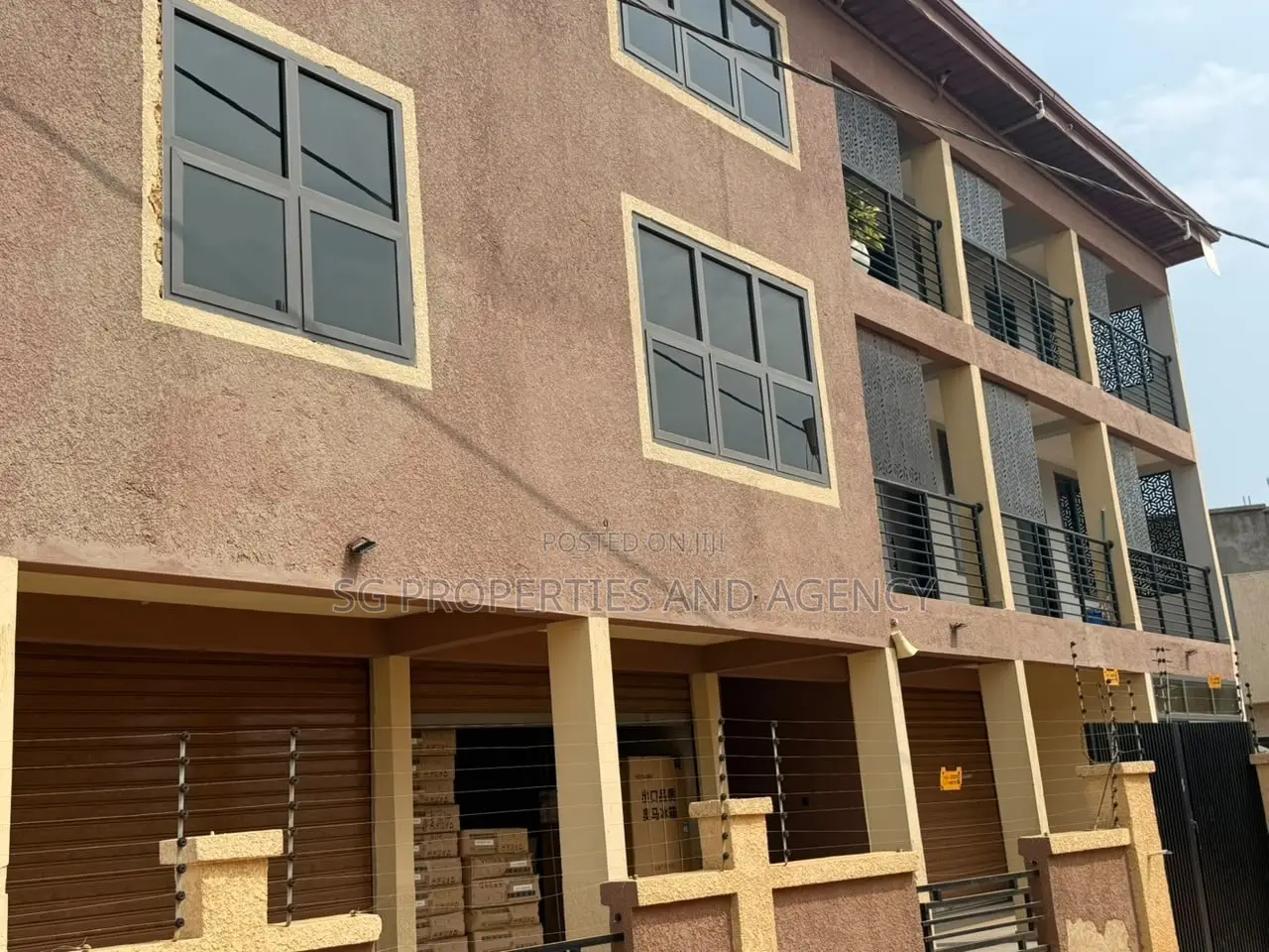1bdrm Apartment in Lashibi, Sakumono for rent