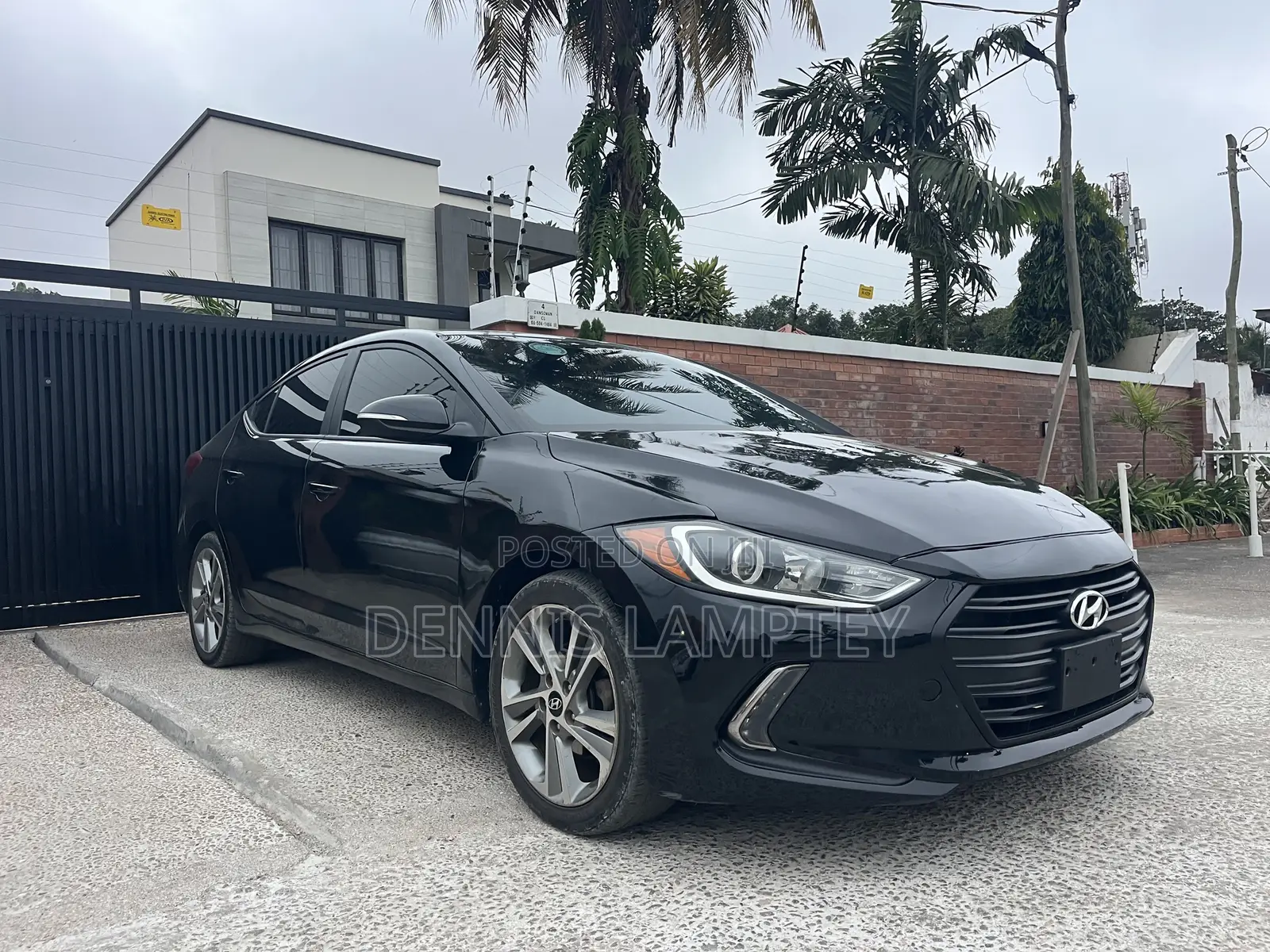 Hyundai Elantra 2017 Black
