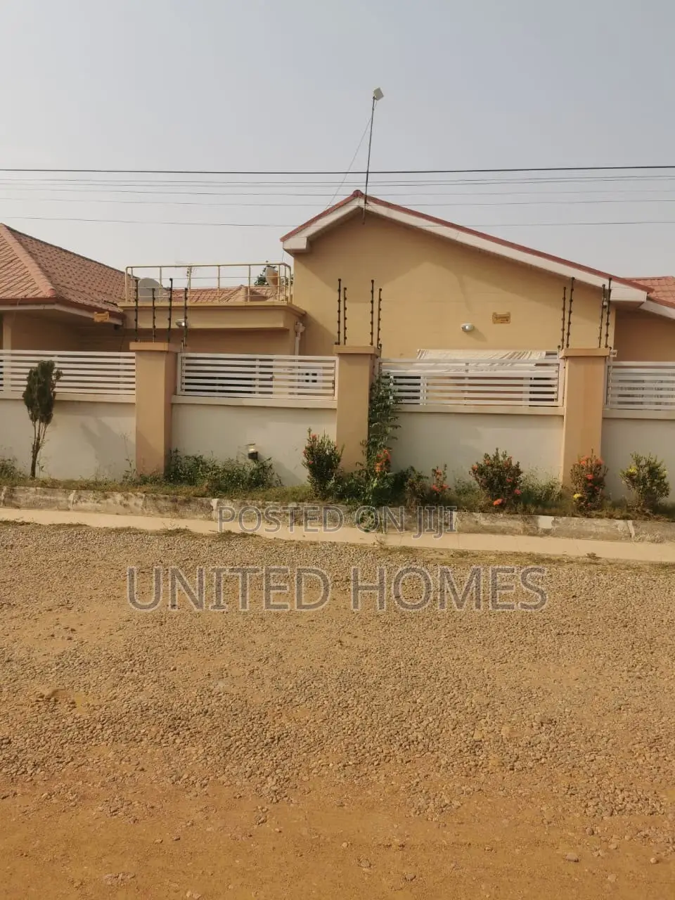 5bdrm House in Spintex for rent