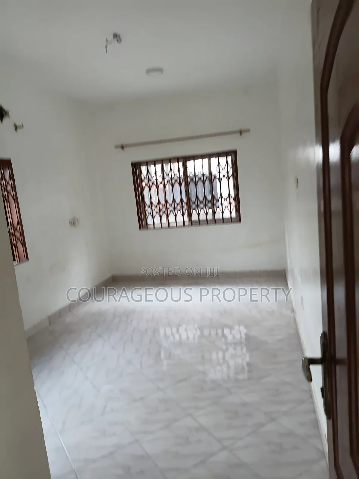 3bdrm Apartment in Odumase, Olebu for rent
