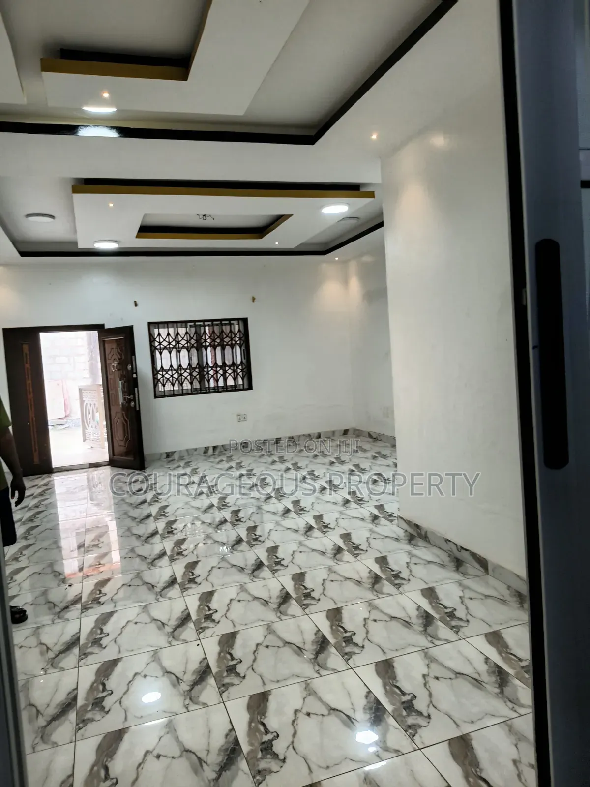 3bdrm Apartment in Odumase, Olebu for rent