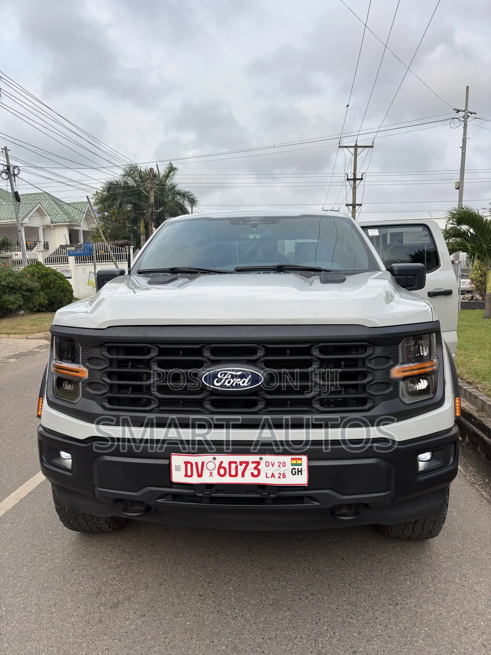 Ford F-150 STX 4WD SuperCab 6.5' Box 2025 Gray
