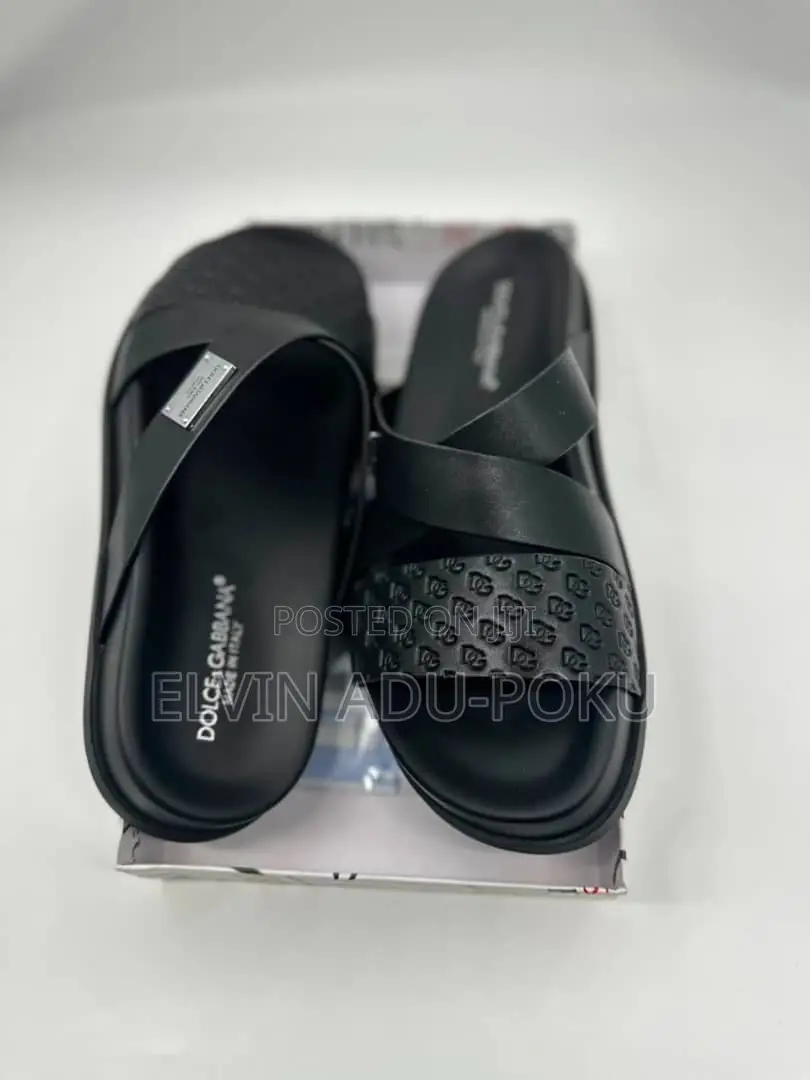 Dolce Gabbana Slippers | Black