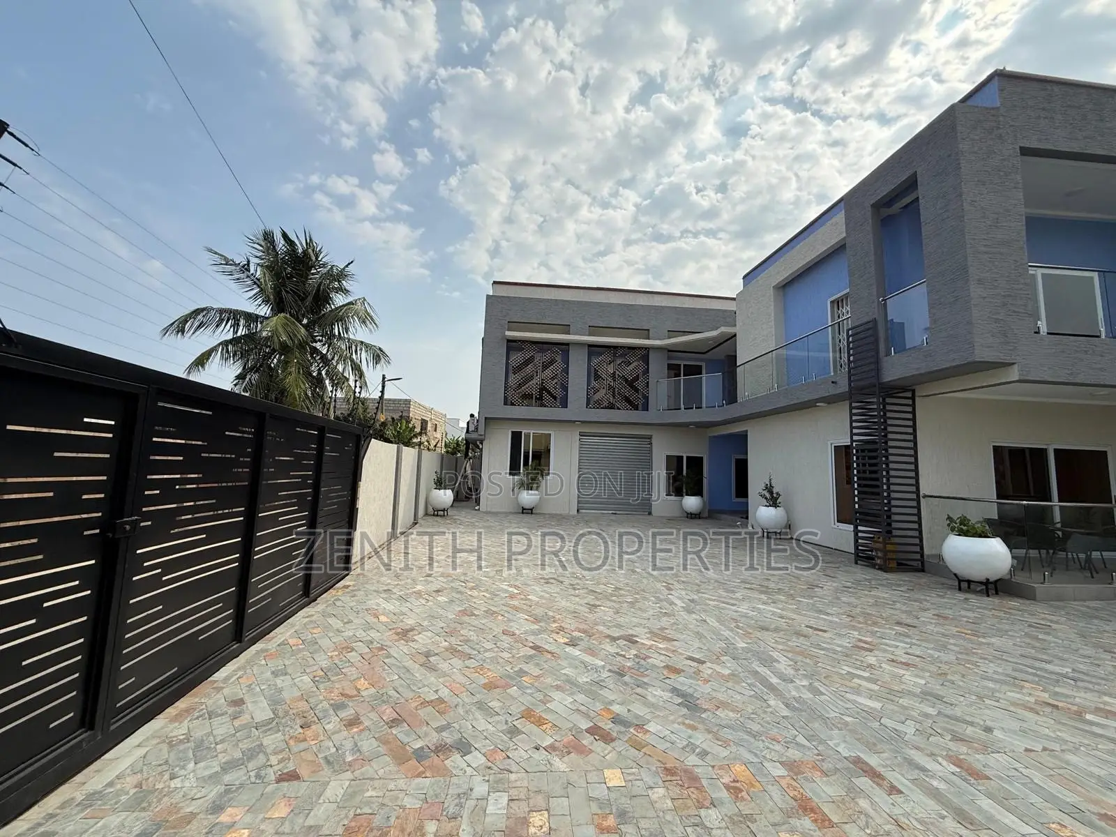 Furnished 2bdrm Apartment in Zenith Realty, Boundary Road Area for rent