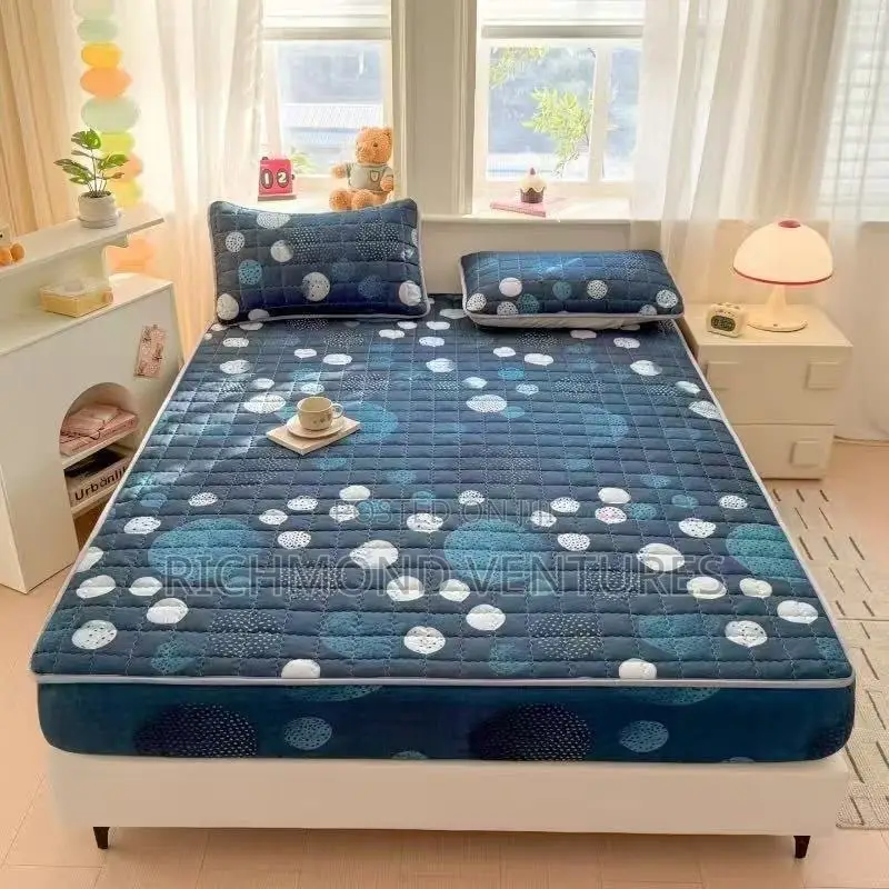 Quality Water Proof Mattress Covers in Diff Colors