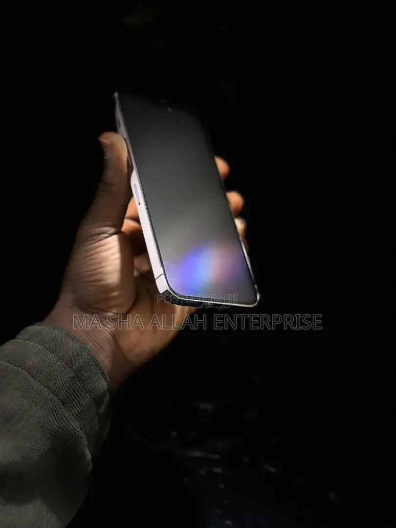 New Apple iPhone 14 Pro Max 128 GB Black