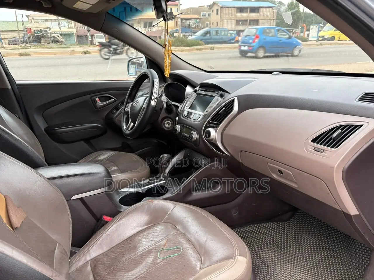 Hyundai Tucson Limited AWD 2013 Silver