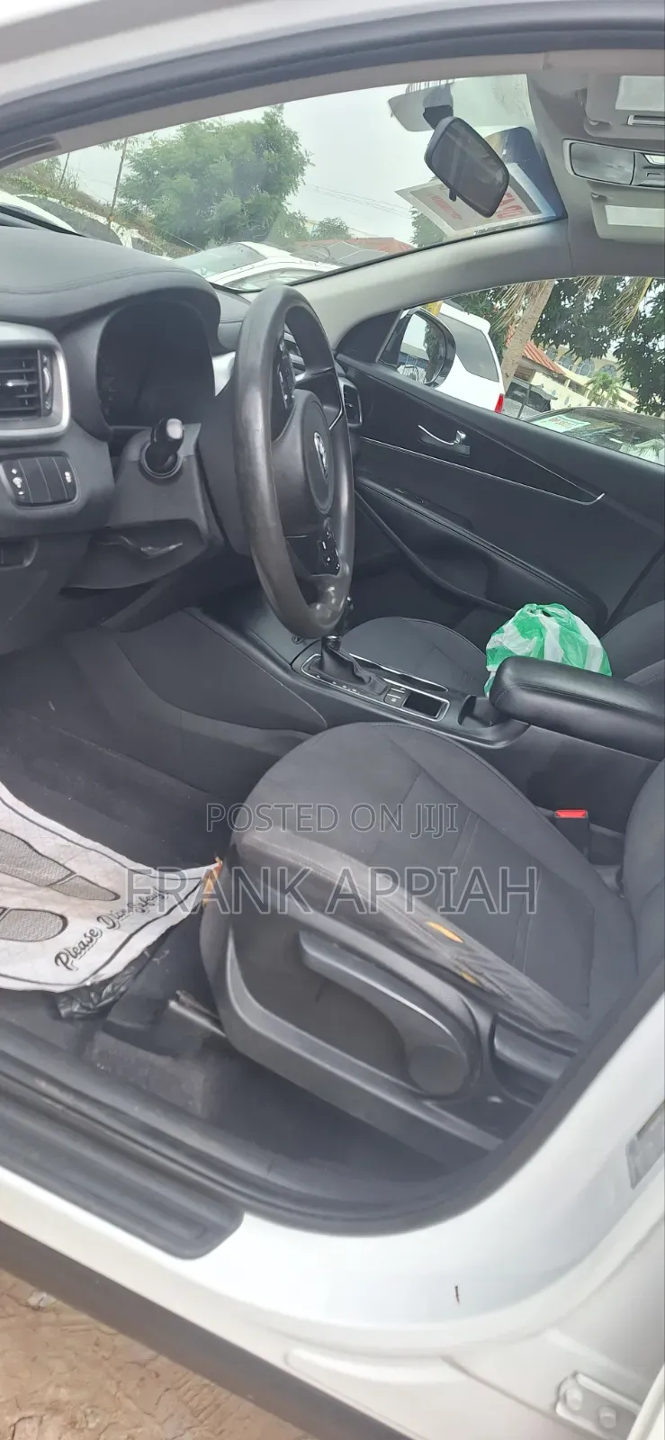 Kia Sorento 4dr SUV 2016 White