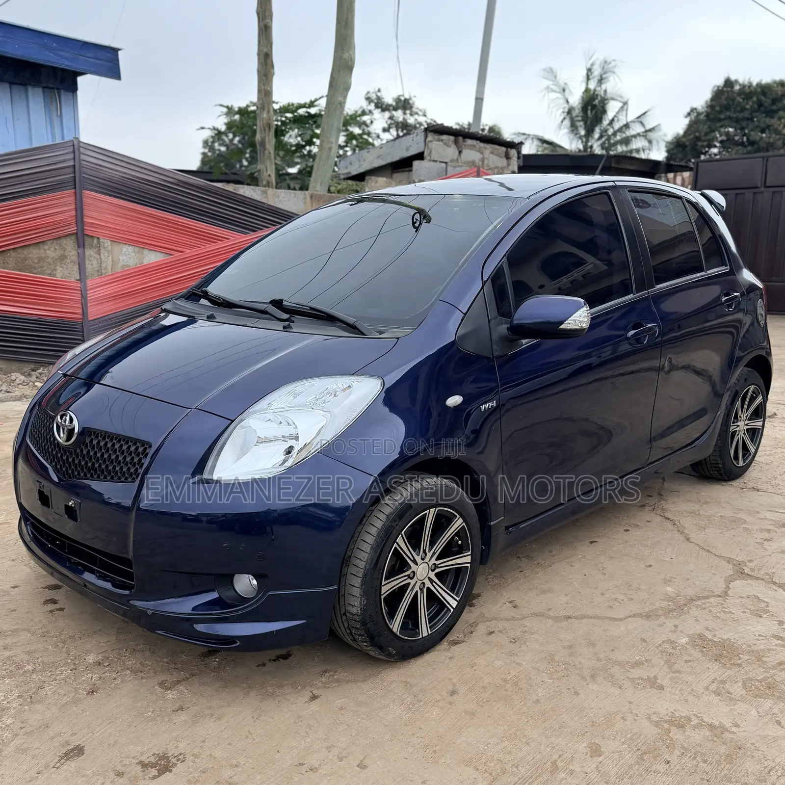 Toyota Yaris Base Hatchback 5dr 2010 Blue