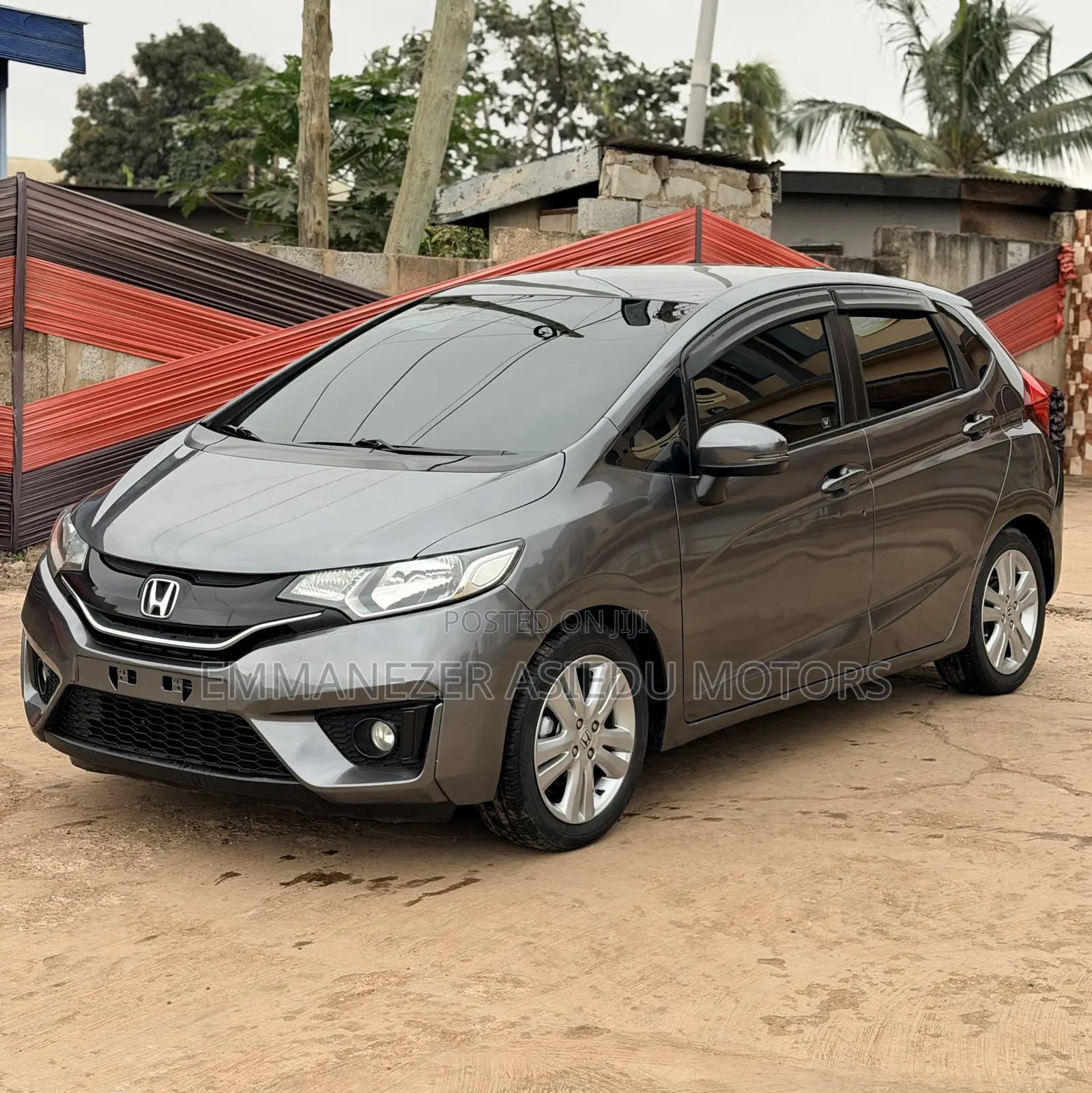 Honda Fit EX-L w/Navigation 4dr Hatchback (1.5L 4cyl CVT) 2015 Gray
